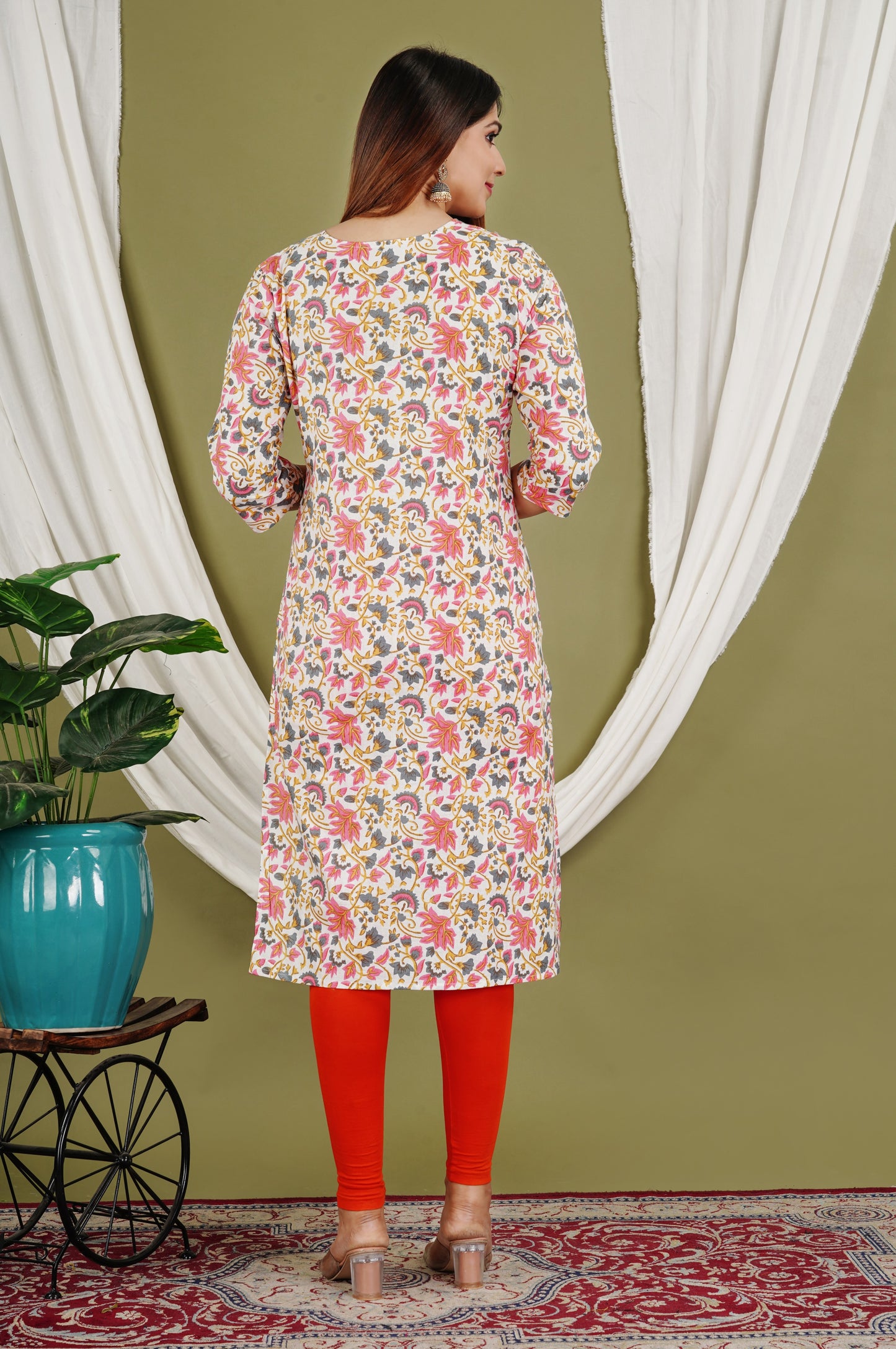 Floral Straight Mirror Embroidered kurti