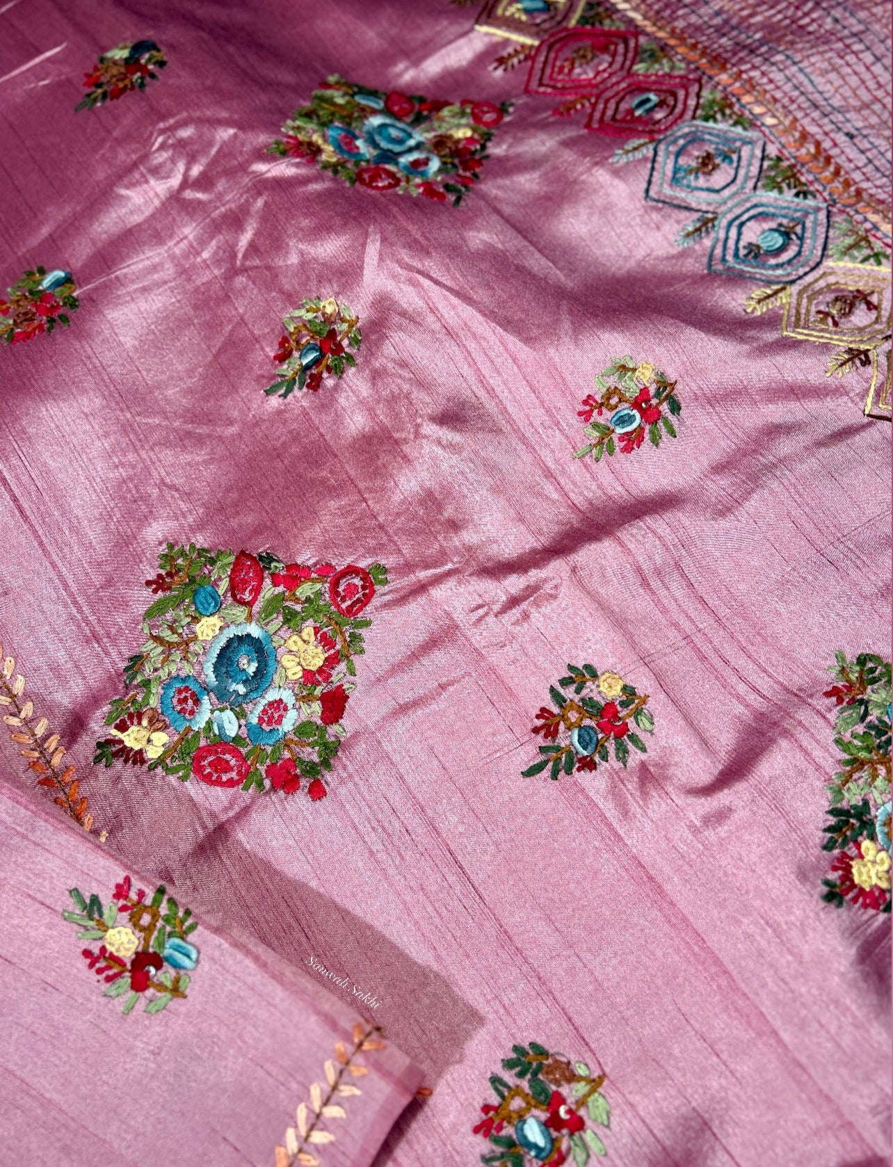 Threaded Royalty: The Silk Edit