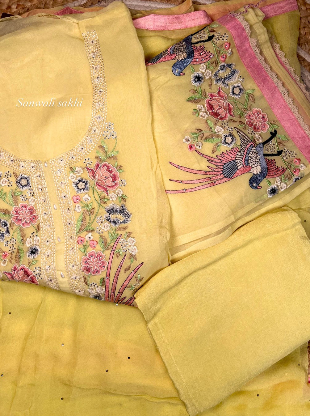 Zariya H/O Silk Suit