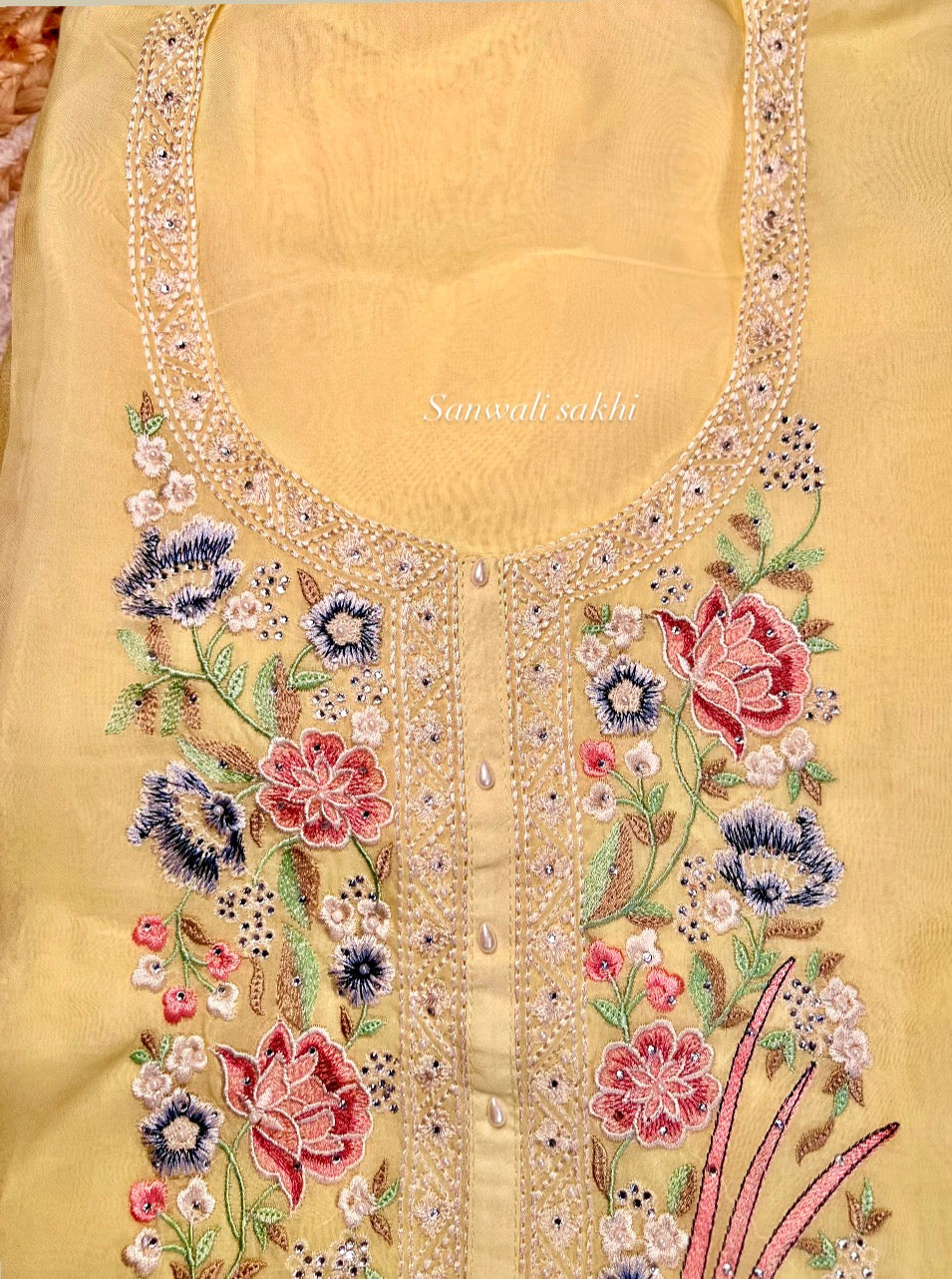 Zariya H/O Silk Suit