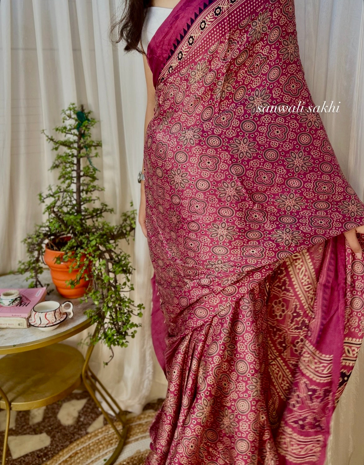 Nira Modalle Satin Saree